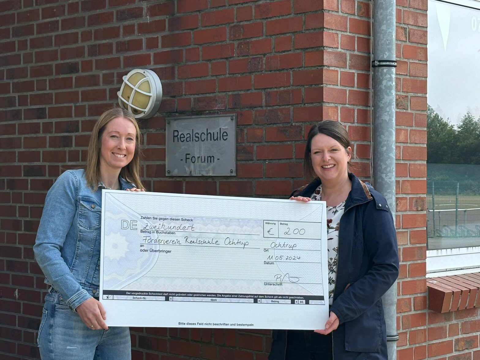 Spendenübergabe an den Förderverein der Realschule
